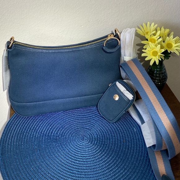 $ SOLD! $COACH Ellis Shoulder Bag/Canvas- W/ Attached Coin Case-GORGEOUS & NWT!! - Picture 6 of 7